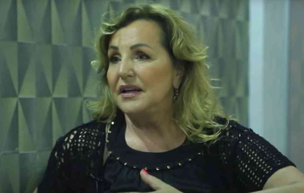 NIKAD VIĐENA FOTKA ANE BEKUTE! Imala je samo 15 godina, nosila je suknju i izgledala je OVAKO