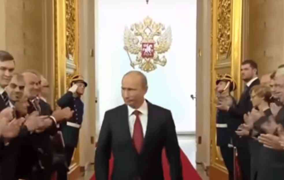 OŽIVELE SPEKULACIJE O PUTINOVOM ZDRAVLJU: Strane medije posebno intrigira hod predsednika Rusije, evo šta kažu britanski stručnjaci