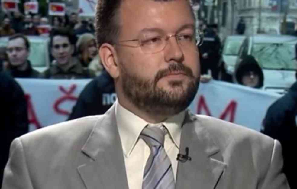 Čedomir Antić poručio studentima: Ne dozvolite da protest kompromituje hrvatska obaveštajna služba
