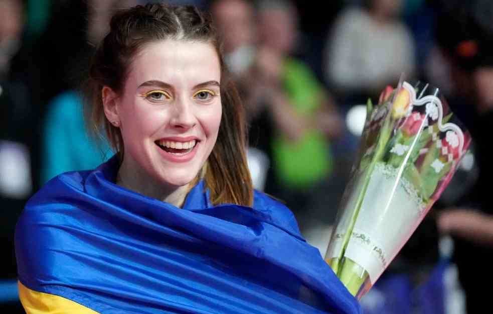 TOG JUTRA PROBUDILE SU ME DVE EKSPLOZIJE: Nova šampionka sveta otkrila da je ČETIRI DANA putovala iz Ukrajine do Beograda (FOTO)