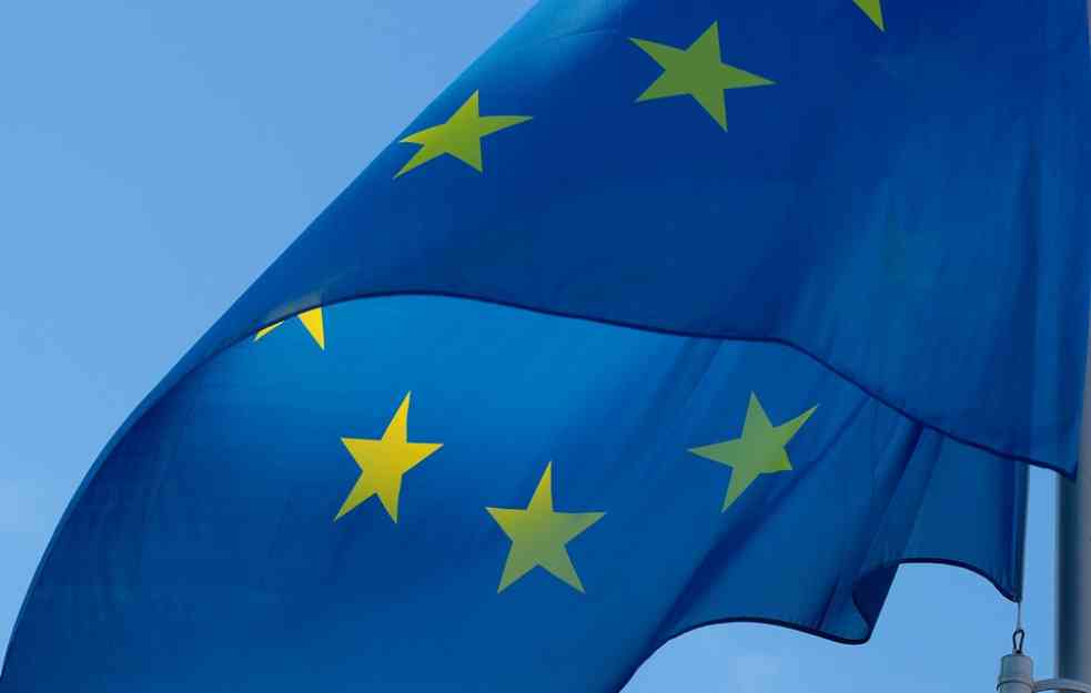 50 MILIJARDI KUBIKA DO 2030: EU potpisala veliki gasni sporazum sa SAD
