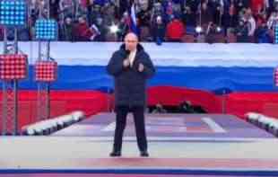 SKUPOCENI <span style='color:red;'><b>STAJLING</b></span> RUSKOG PREDSEDNIKA: Putinovu jaknu od 13.000 evra ceo svet komentariše