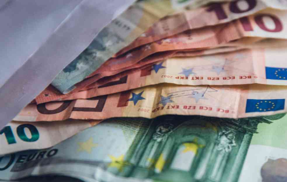 OGLASILA SE NARODNA BANKA: Evo koliko će evro KOŠTATI od PONEDELJKA