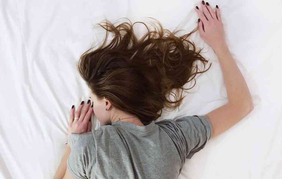POBEDITE NESANICU: 7 proverenih načina da zaspite bez lekova