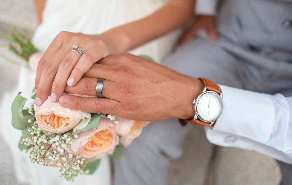 NISTE SLUČAJNO IZABRALI BAŠ TAJ BROJ: Datum kada ste se venčali govori koliko će vam trajati brak