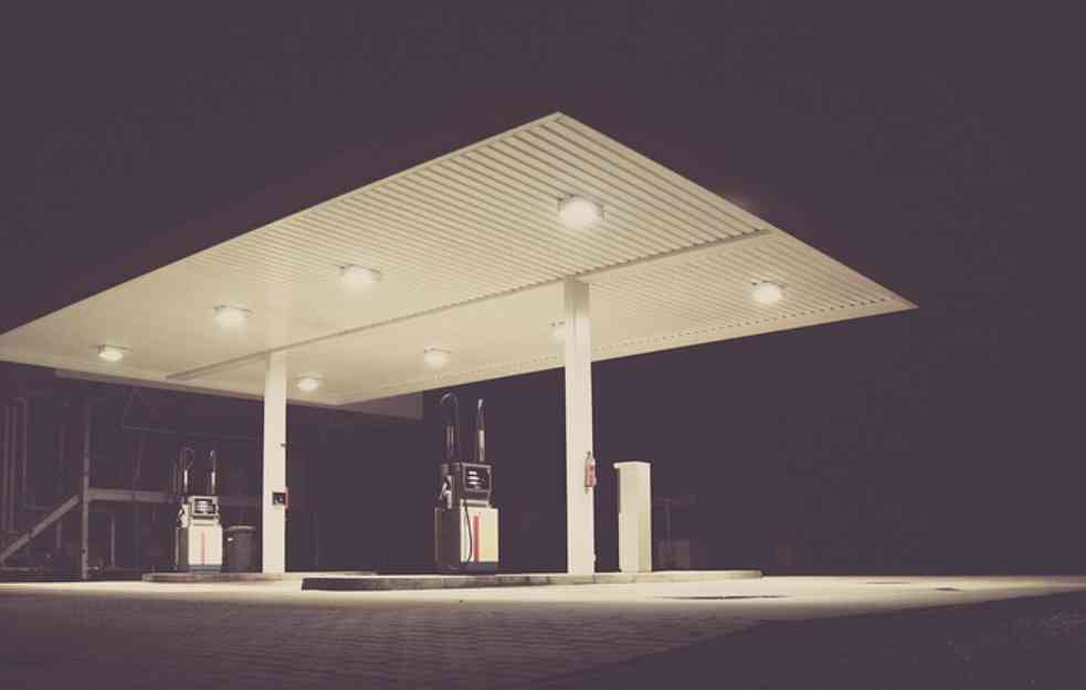 NEZAKONITO STEČENA DOBIT: Benzinske pumpe kažnjene sa 500.000 evra