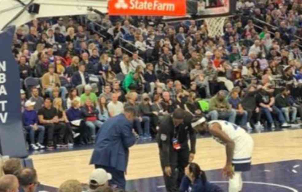 NEVIĐENE SCENE U NBA! Žena uletela na meč i pokušala da se zalepi (FOTO+VIDEO)