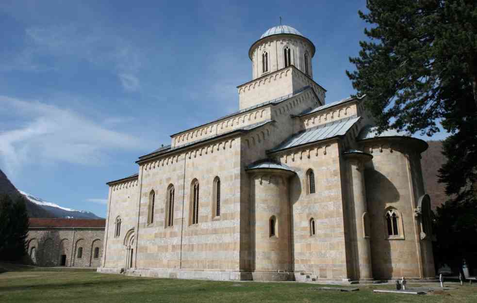 APSURDNO I NEMORALNO! Visoki Dečani o izjavi Ljimaja da su Srbi uništavali sopstvene crkve na Kosovu