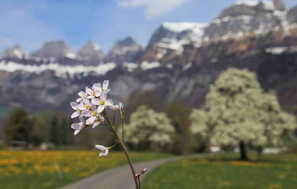 ŠTA SE DEŠAVA SA APRILOM?! Evo kakvo nas vreme očekuje za praznike