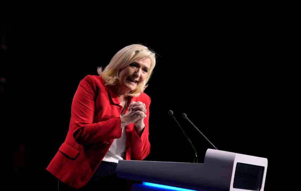 LE PEN BESNI NA AMERE! Vašington da plati odštetu Francuskoj ako se zabrane ruski energenti