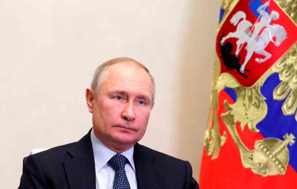 Putin produžio rok za legalizaciju boravka stranaca u Rusiji