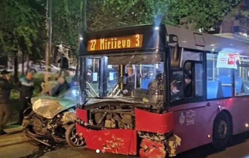 EPILOG STRAVIČNOG SUDARA AUTOMOBILA I AUTOBUSA: Dve osobe povređene u nesreći na Mirijevskom vencu