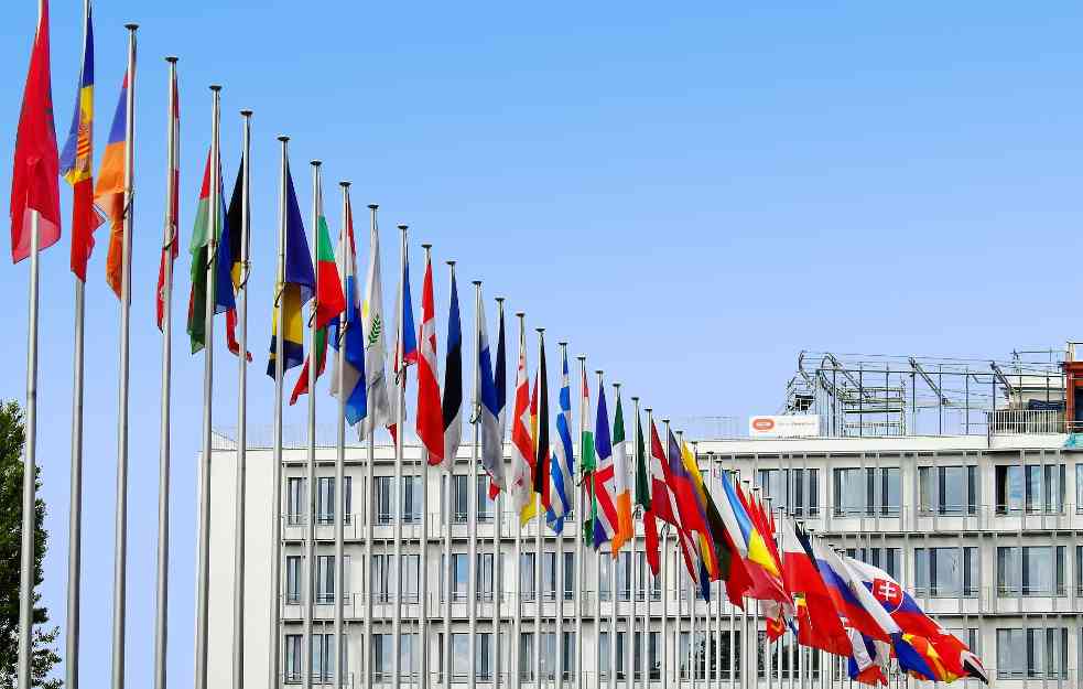 ZVANIČNICI EU DUBOKO ZABRINUTI: Evropski parlament će REZOLUCIJOM tražiti od Srbije da uvede SANKCIJE Rusiji