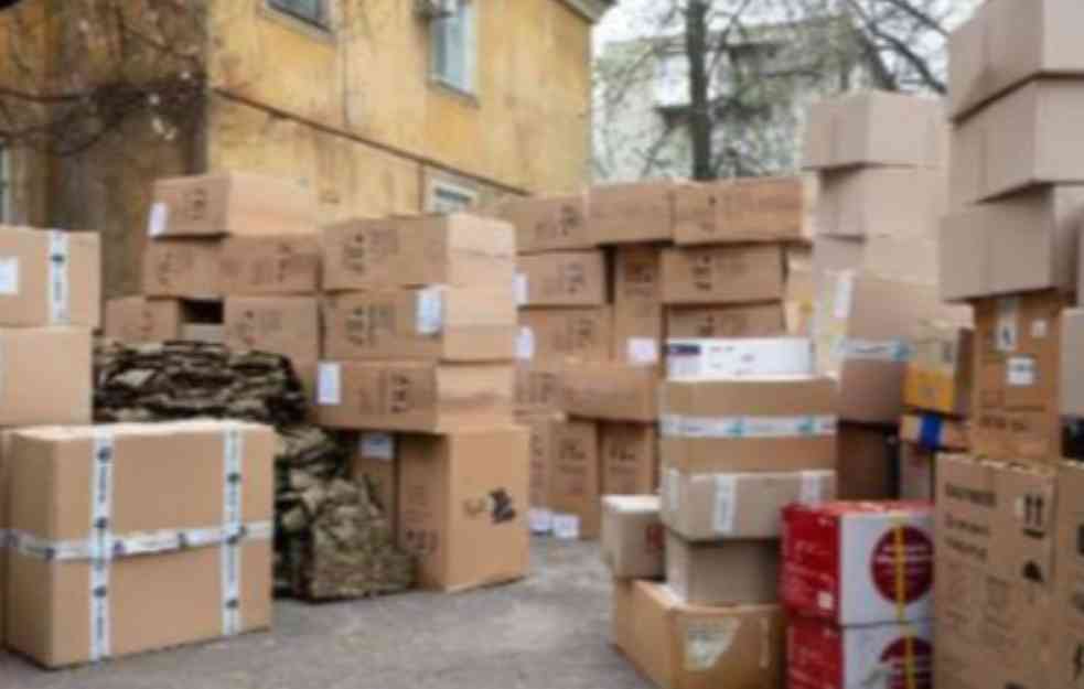 KAKAV GAF ITALIJANA! Pogledajte kako su upakovali humanitarnu pomoć Ukrajincima (FOTO)