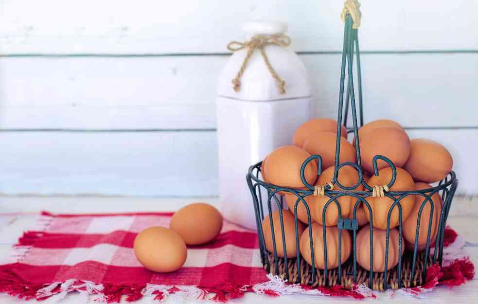 Jaja možete kuvati i na PARI i ljuska sklizne kao od šale (VIDEO)