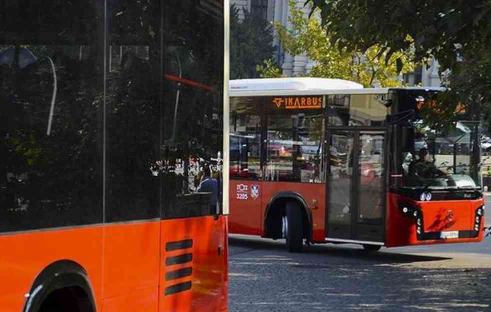 MUŠKARAC IZ BOLEČA, HTEO DA PUCA NA OKRETNICI AUTOBUSA: Pozvao policiju i izgovorio preteće reči