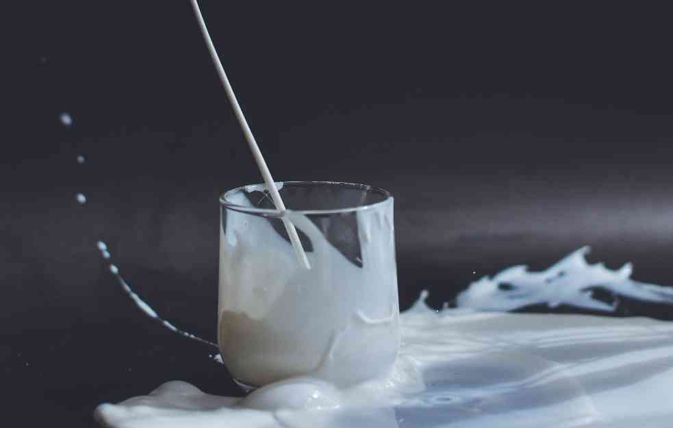MORATE BITI OPREZNI: Iako je jako zdrav, jogurt OBAVEZNO izbegavajte u OVIM situacijama