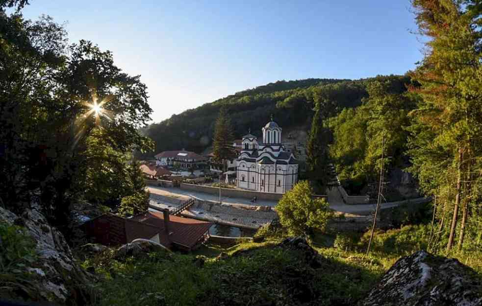 VELIKI GREH! Opljačkan manastir Tumane na CRVENO SLOVO: Ukradeni predmeti vredni pola miliona