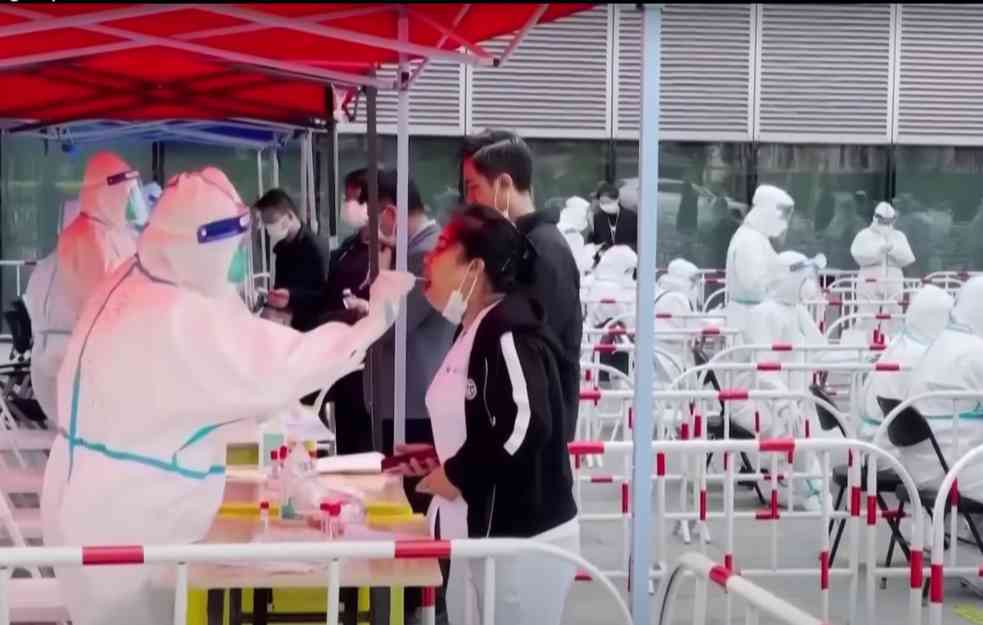 KINA: Strani putnici od 29. aprila obavezni da pokažu samo antigenski test