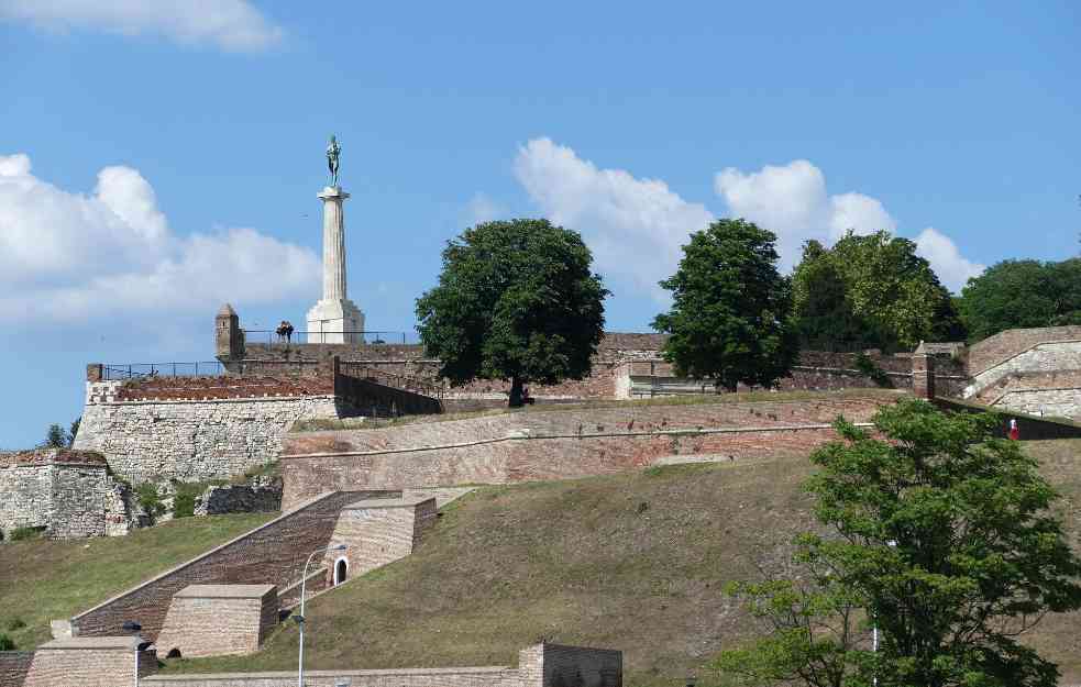 ISKORISTITE SUNČANO I TOPLO VREME: U Srbiji danas do 26 stepeni, oblačno samo u ovim delovima zemlje