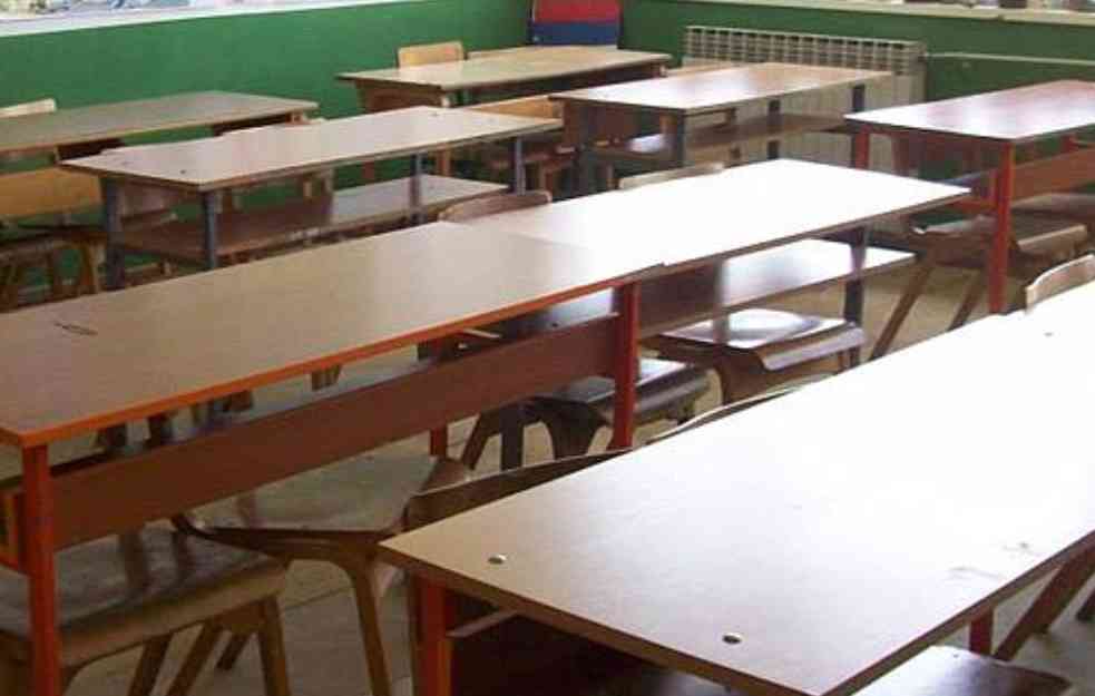 Incident u smederevskoj školi: Drugari se pogurali, pa jedan pao sa visine
