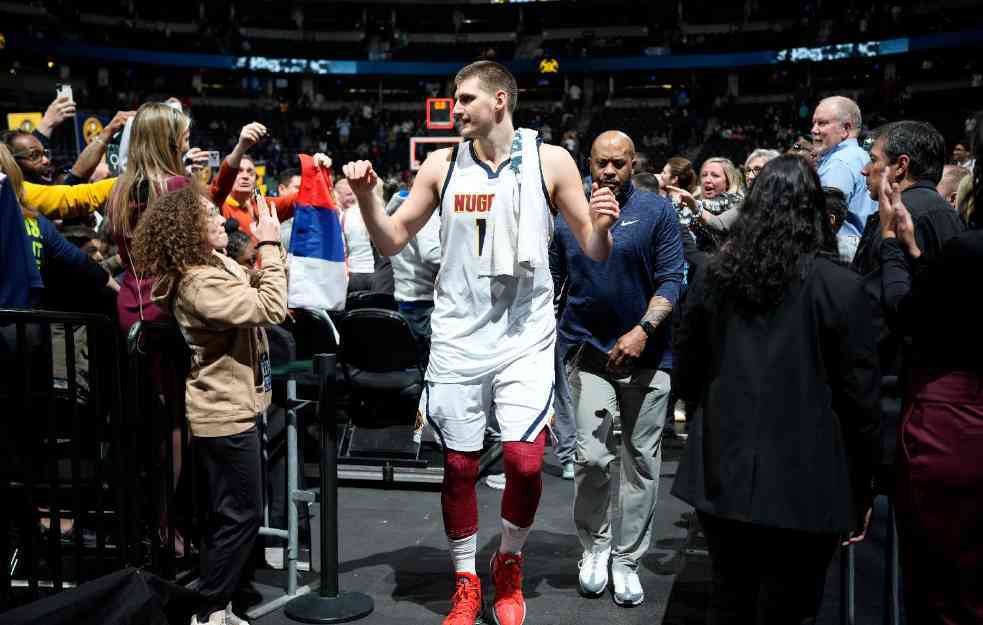 STO NAJPLAĆENIJIH SPORTISTA NA SVETU: Jokić u samom DNU, Novaka nema nigde (FOTO)