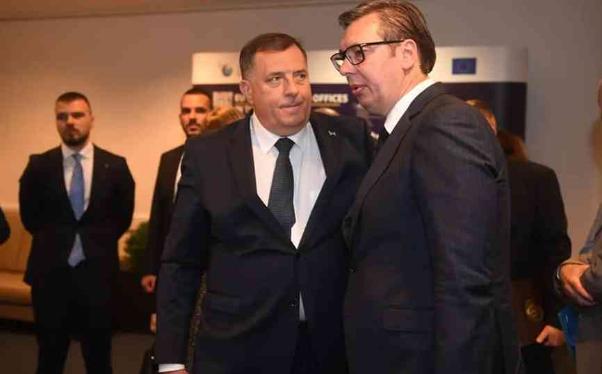 VUČIĆ IZ BRISELA: Teški dani pred Srbijom, ali neće im uspeti da nas slome PRIŠTINA POVLAČI OPASAN POTEZ (FOTO)