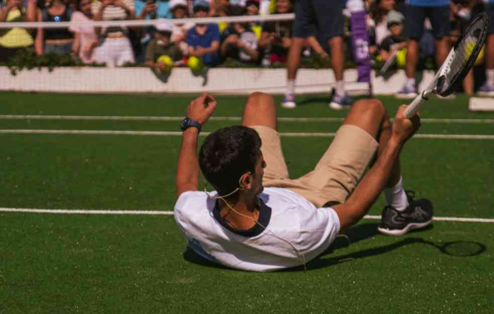 NOLE ODUŠEVIO SVET: Još jednom je pokazao koliko VOLI DECU (FOTO+VIDEO)