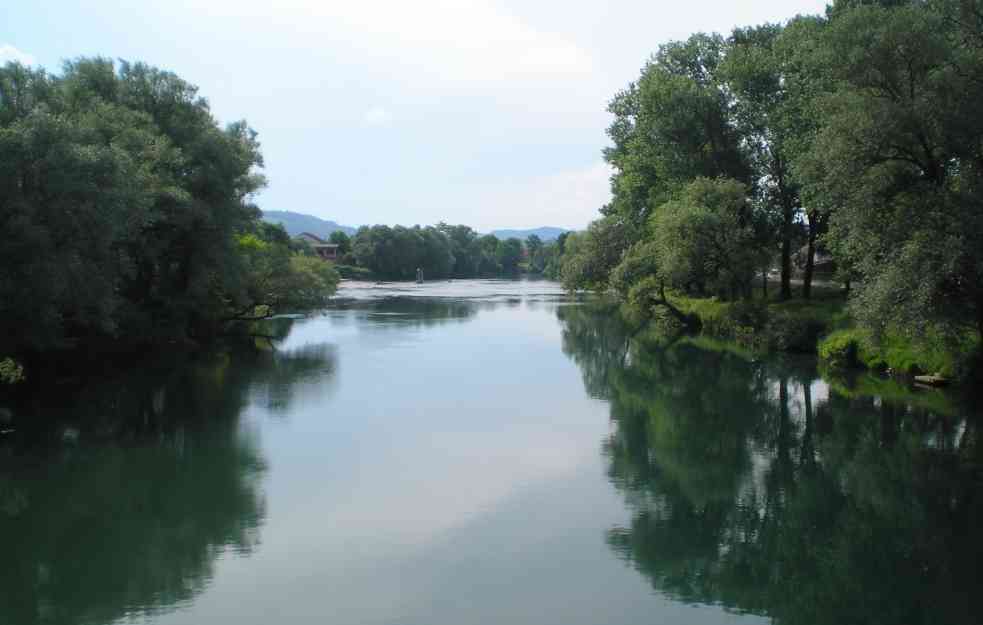 TUGA U SEMBERIJI: Pronađeno telo dečaka (13) koji se utopio u Savi