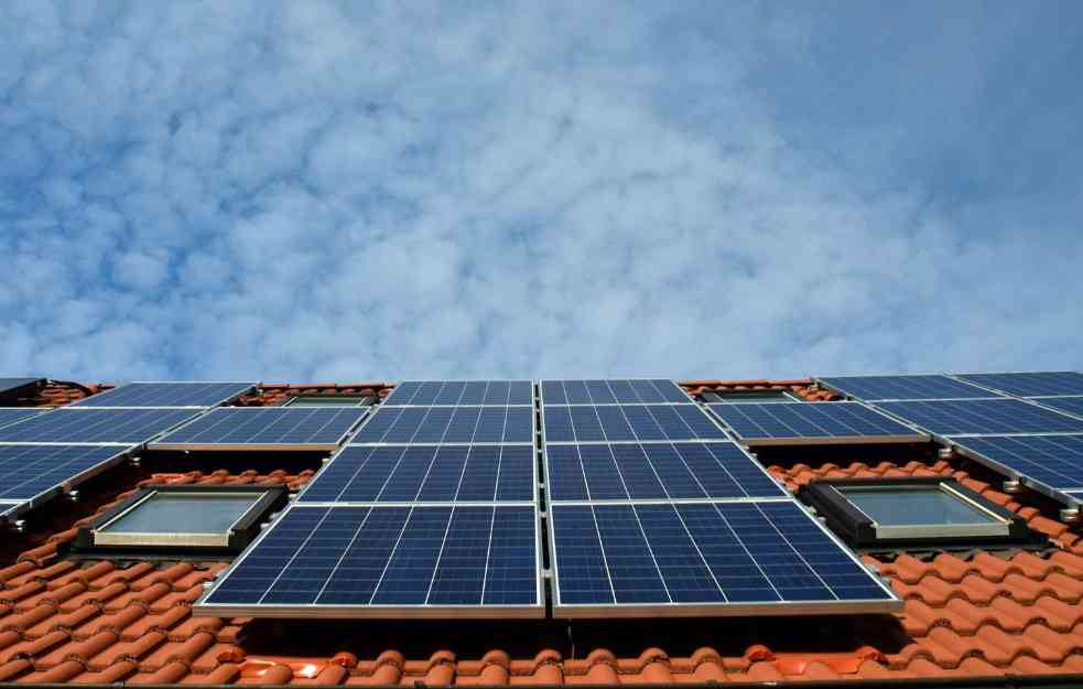 Rekordan rast obnovljive energije u EU: 45,3% ukupne potrošnje struje u 2023. godini