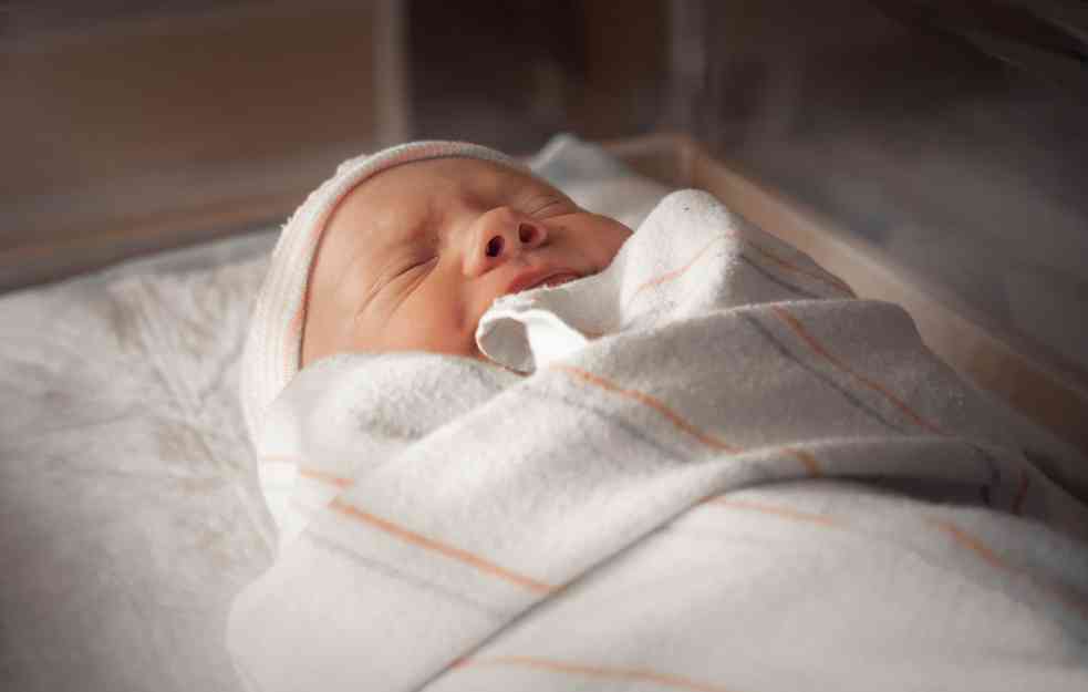Brža prijava novorođenčadi pomoću SERVIS E-BEBE
