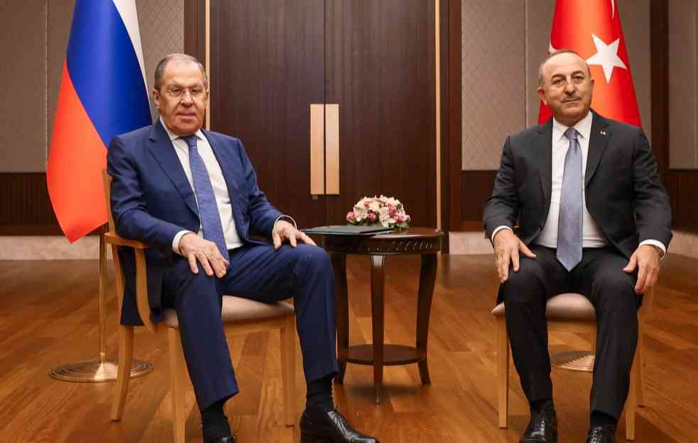 NE MOŽE U SRBIJU ALI MOŽE U TURSKU: Lavrov i Čavušoglu danas razgovaraju o ukrajinskom žitu