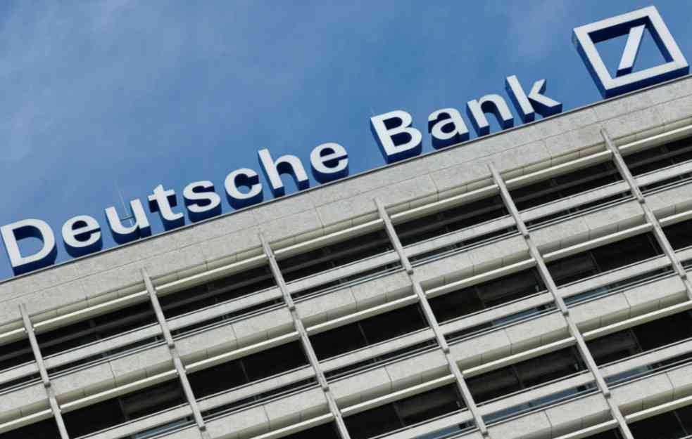 NEMCI UVODE TREND U BANKARSTVU: Nemačka banka ukida gotovinu na šalterima, jer im pravi trošak