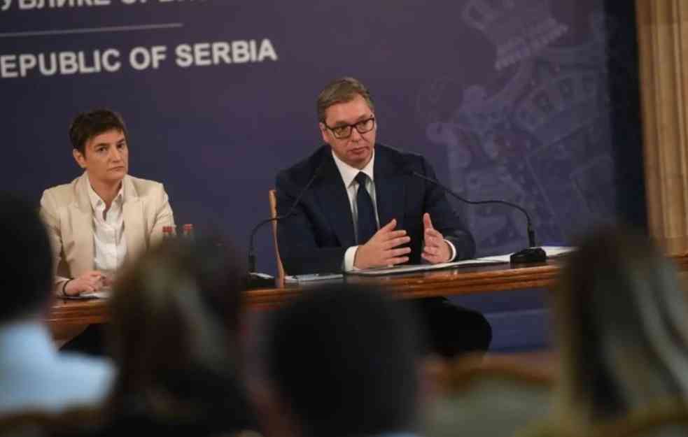 GASA ĆE BITI, STRUJA BI MOGLA BITI PROBLEM: Vučić najavio i povećanje penzija, komentarisao samit u Briselu...