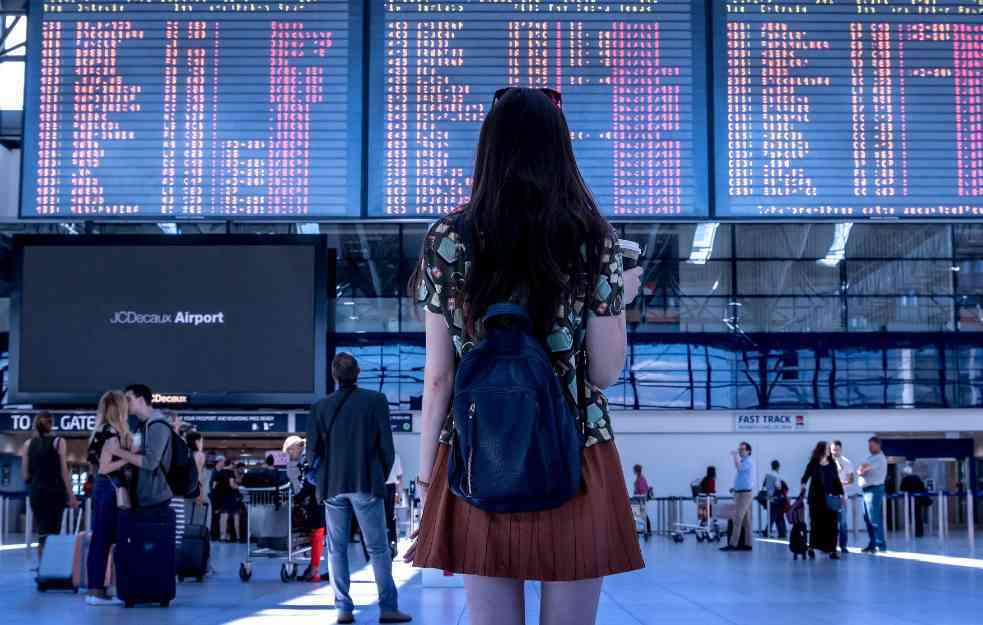 HAOS NA AERODROMIMA U EVROPI: Srpski putnici dva dana čekaju u Frankfurtu, nema leta iz Beča