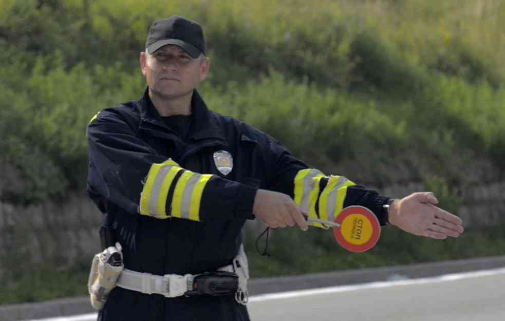 VOZAČI GREŠE JER DRŽE OVAJ DEO U GEPEKU: Njega MORATE imati U KABINI!