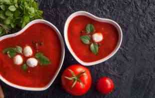 HLADNA SUPA KOJA HIDRIRA: Supa od <span style='color:red;'><b>paradajz</b></span>a  (RECEPT)
