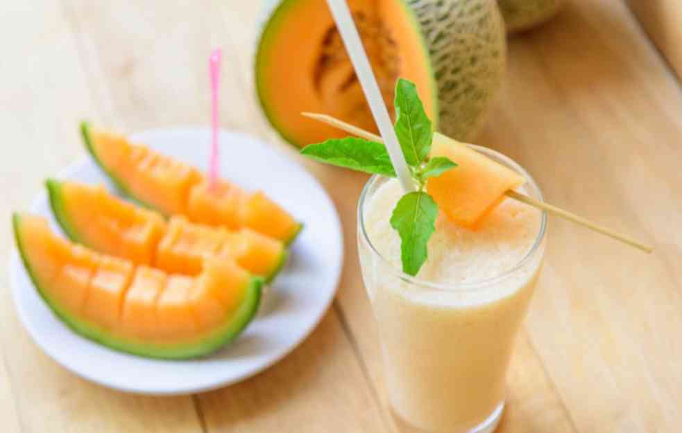 BRZO I LAGANO: Smoothie od dinje i banane (RECEPT)