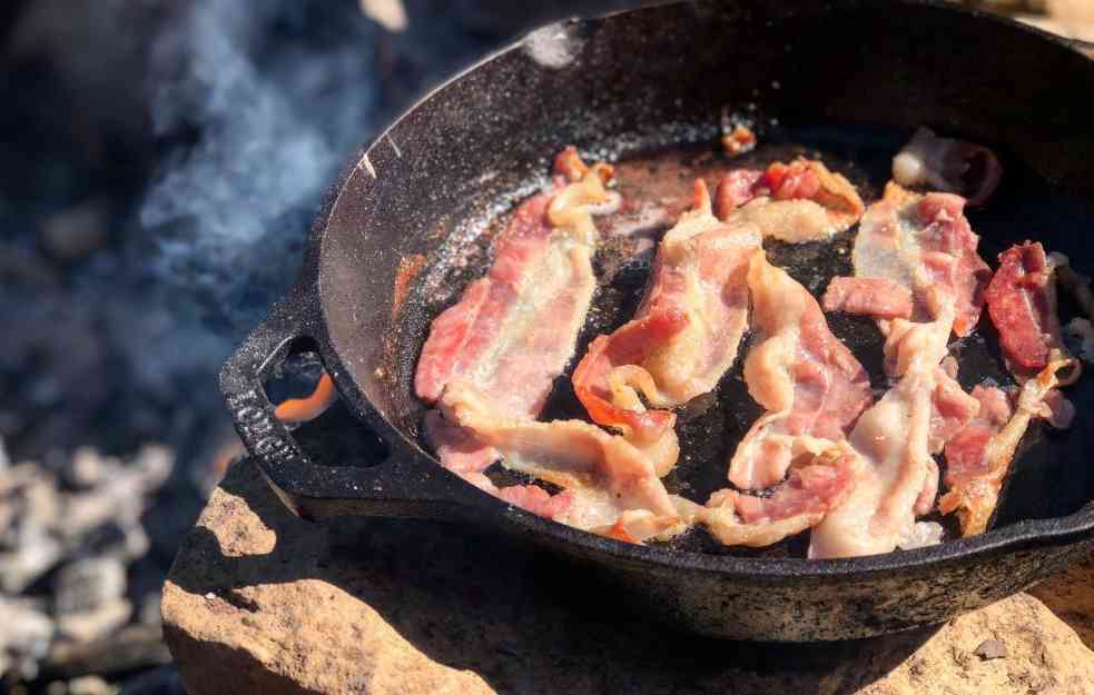 NAUČITE DA JE SPREMATE VRHUNSKI: Tajna hrskave slanine u tiganju, rerni i mikrotalasnoj