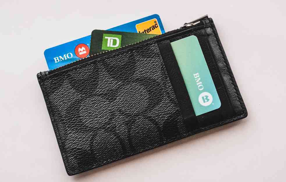 SKANDAL VEKA : Procureli podaci dva miliona kreditnih kartica ukradenih od korisnika iz celog sveta