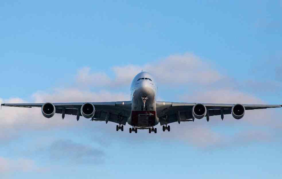 Avion Vlade RS u kom je bio Dodik, sleteo na beogradski aerodrom nakon leta iz Tel Aviva