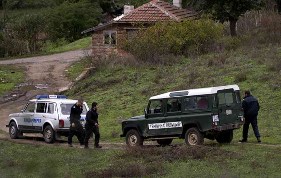 NASTRADALI NA RADNOM ZADATKU: Dva policajca poginula u Bugarskoj u pokušaju da zaustave autobus sa migrantima