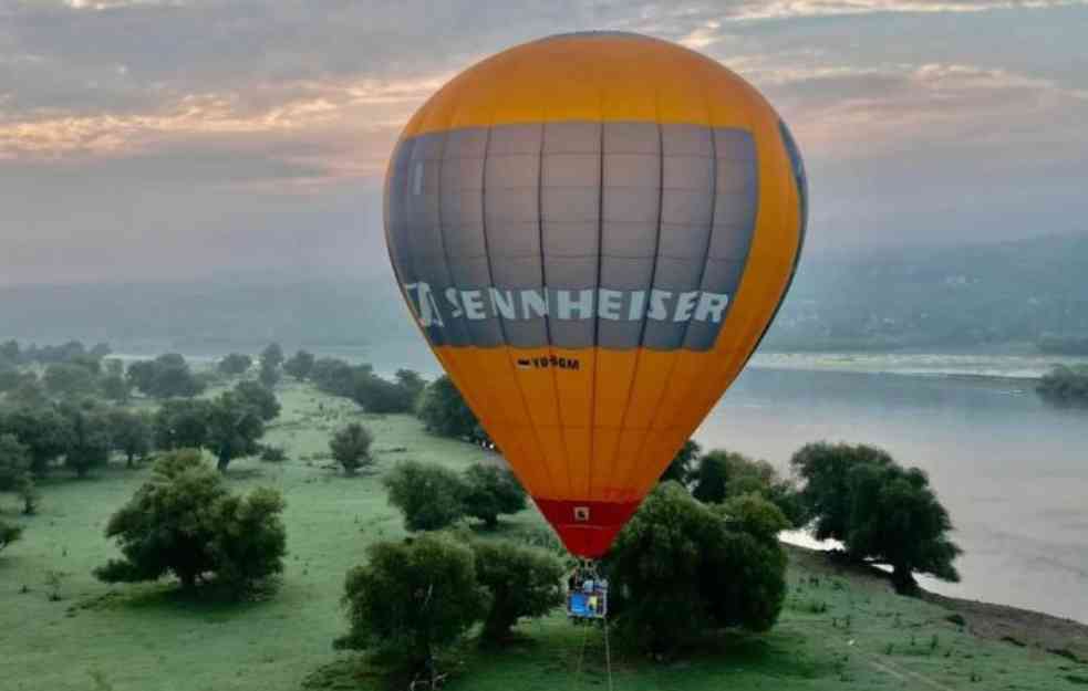 PROBA USPELA,KAPADOKIJA U SREMU : Uspešan probni let balonom na Krčedinskoj adi u Inđiji