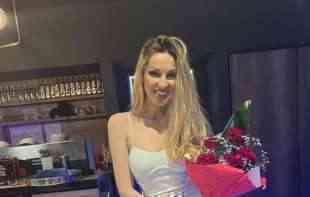 Rada Manojlović priznala: „Bila sam spremna da se vratim u selo i pevam po šatrama“