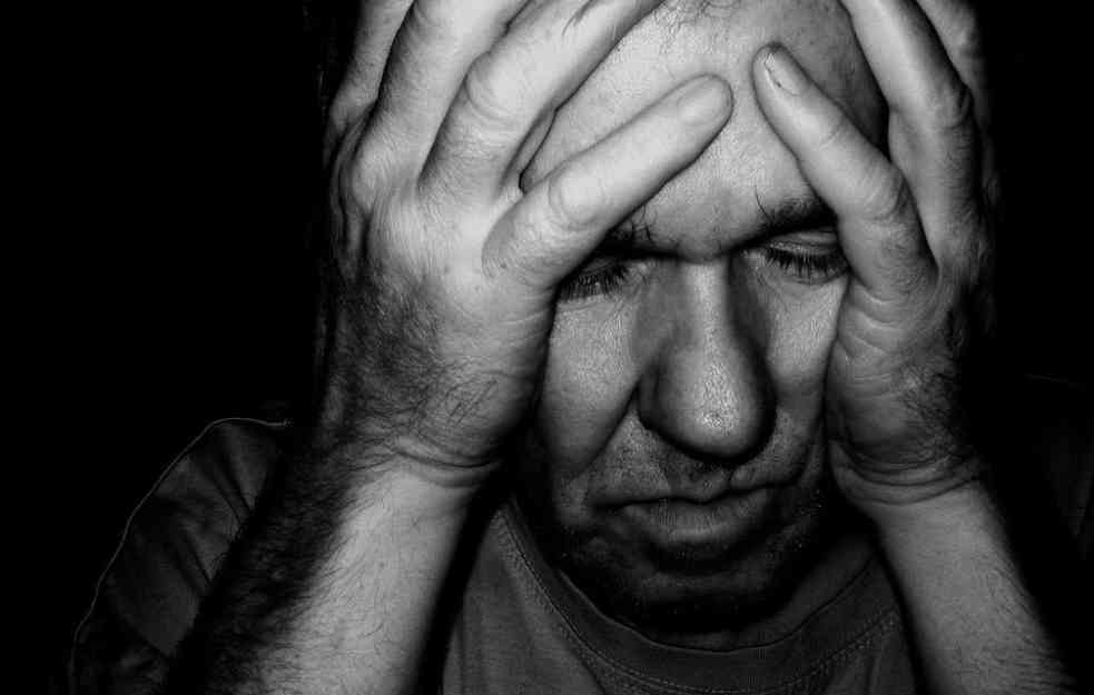 PROMENE VREMENA I NEIZBEŽNA GLAVOBOLJA: Šest načina da ublažite glavobolju