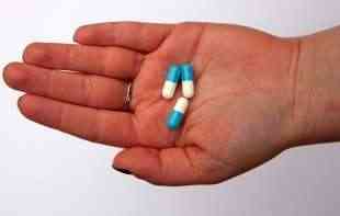 Stručnjaci otklonili dilemu: Šta je bolje uzimati – paracetamol ili antibiotik