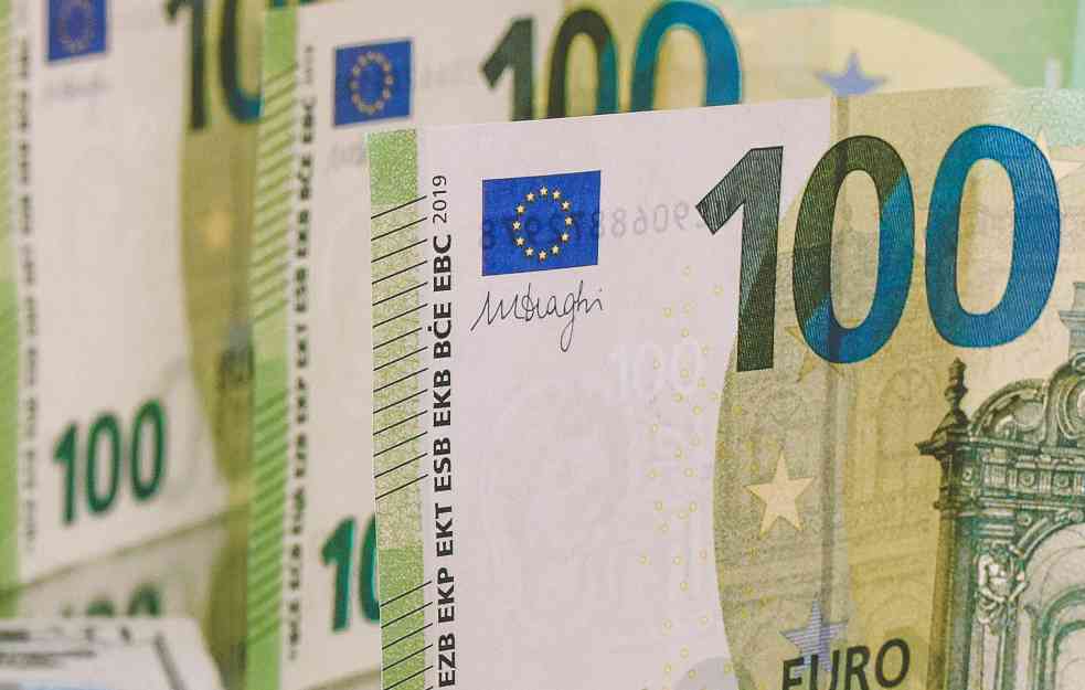 Novosađanima po 100 evra pomoći, a prijava je obavezna