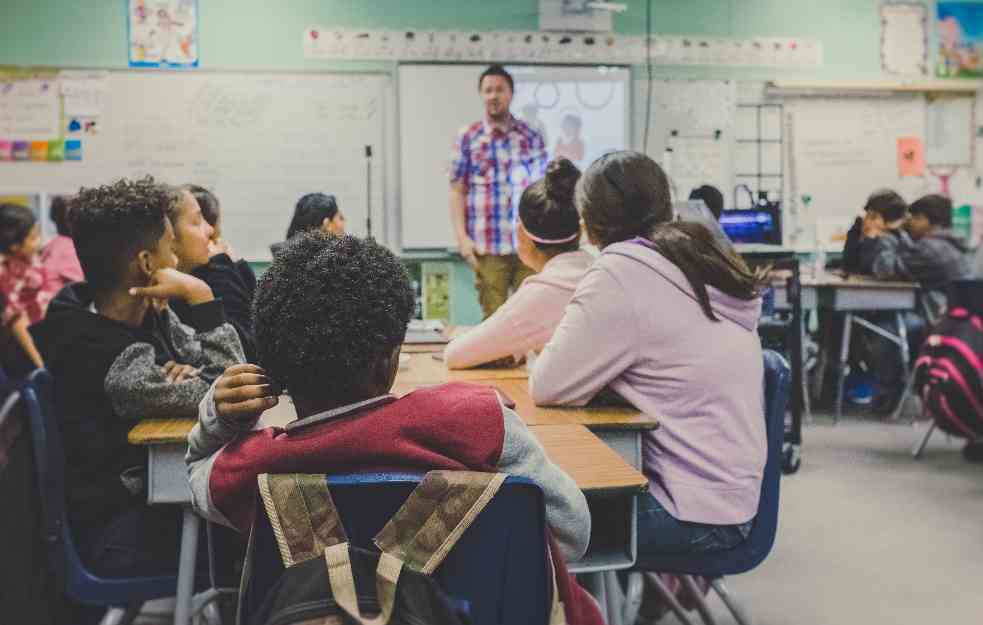 Prosečan život studenta, roditelji na mukama: Nikad gora statistika za kiriju, ratu, hranu...