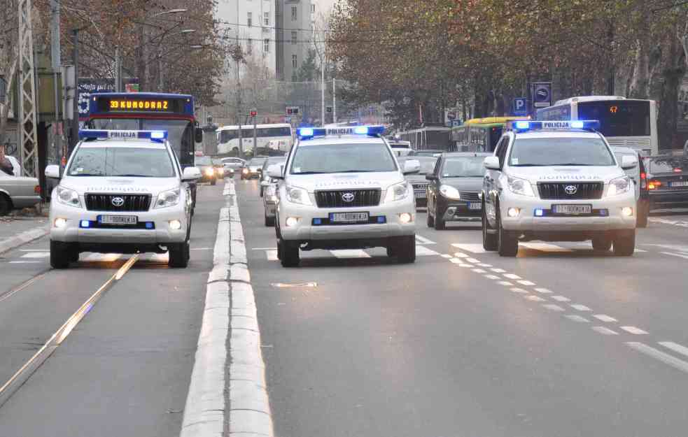 Privedena 64 izgrednika, povređeno 10 policajaca, od kojih jedan teže - završnica Evroprajda na Tašmajdanu