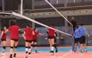 NEOBIČNO ALI EFIKASNO: Kineskinje igrale protiv muškaraca u sklopu priprema za Svetsko prvenstvo